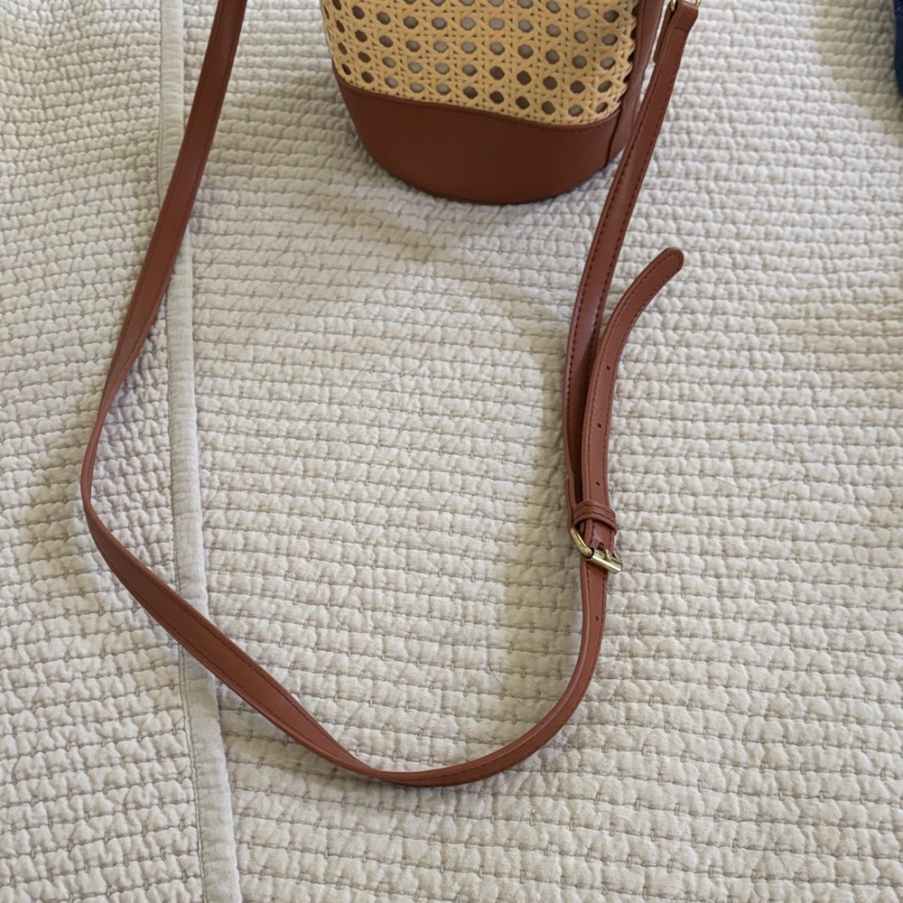 Brown and Tan Woven Women's Bag - Picture 4 of 6